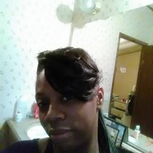 Meet your Posher, Sangerla